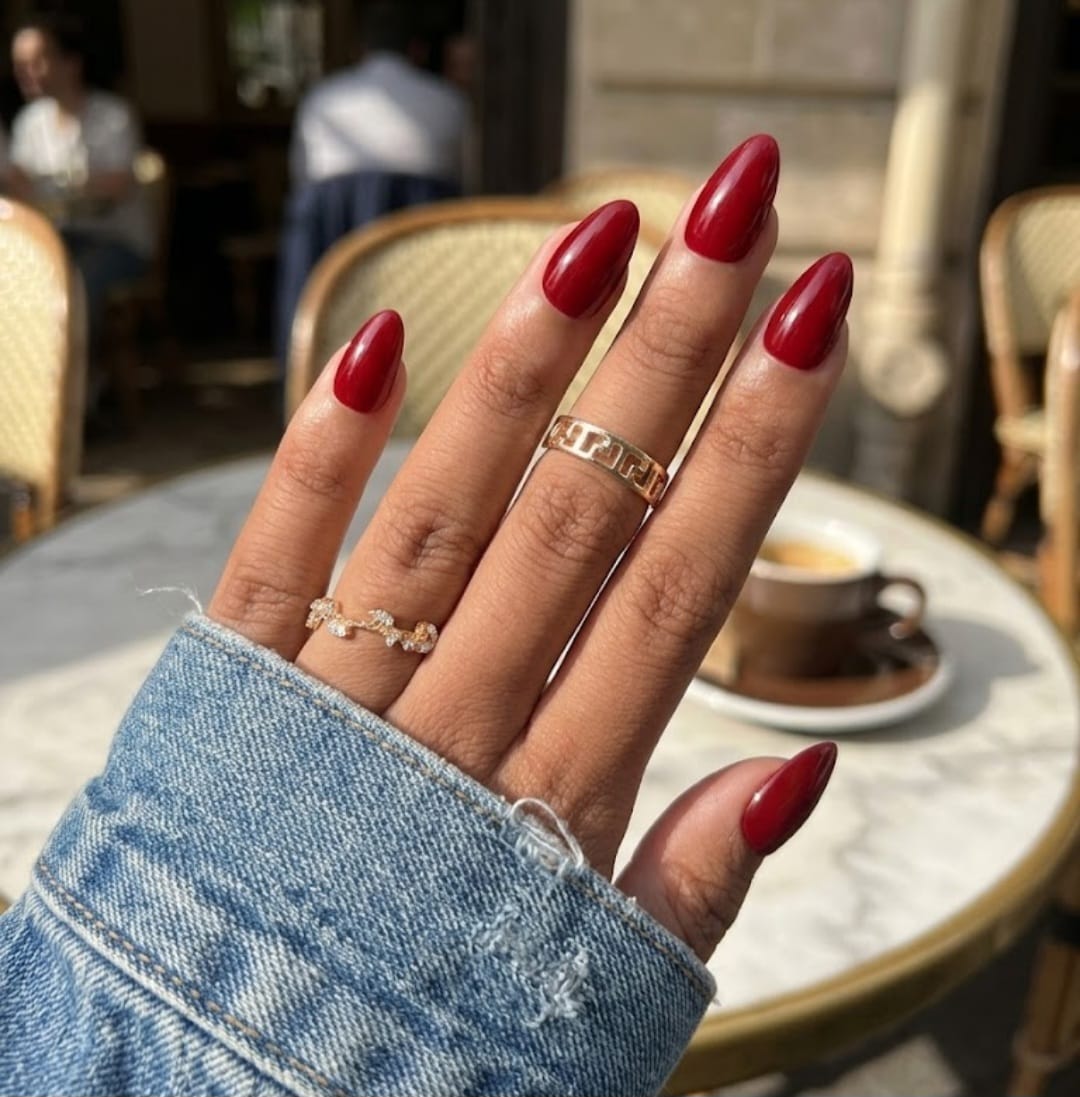 image Press-On Nails "Red Glow" – Forme Rond XS Tany Mena